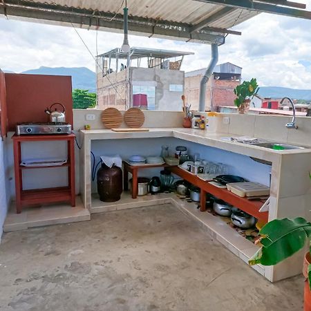 Shoffi'S House Backpackers Hotel Tarapoto Exterior photo