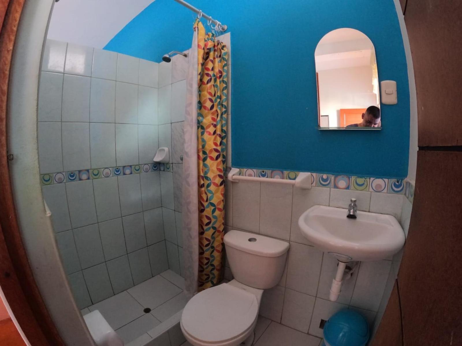 Shoffi'S House Backpackers Hotel Tarapoto Exterior photo