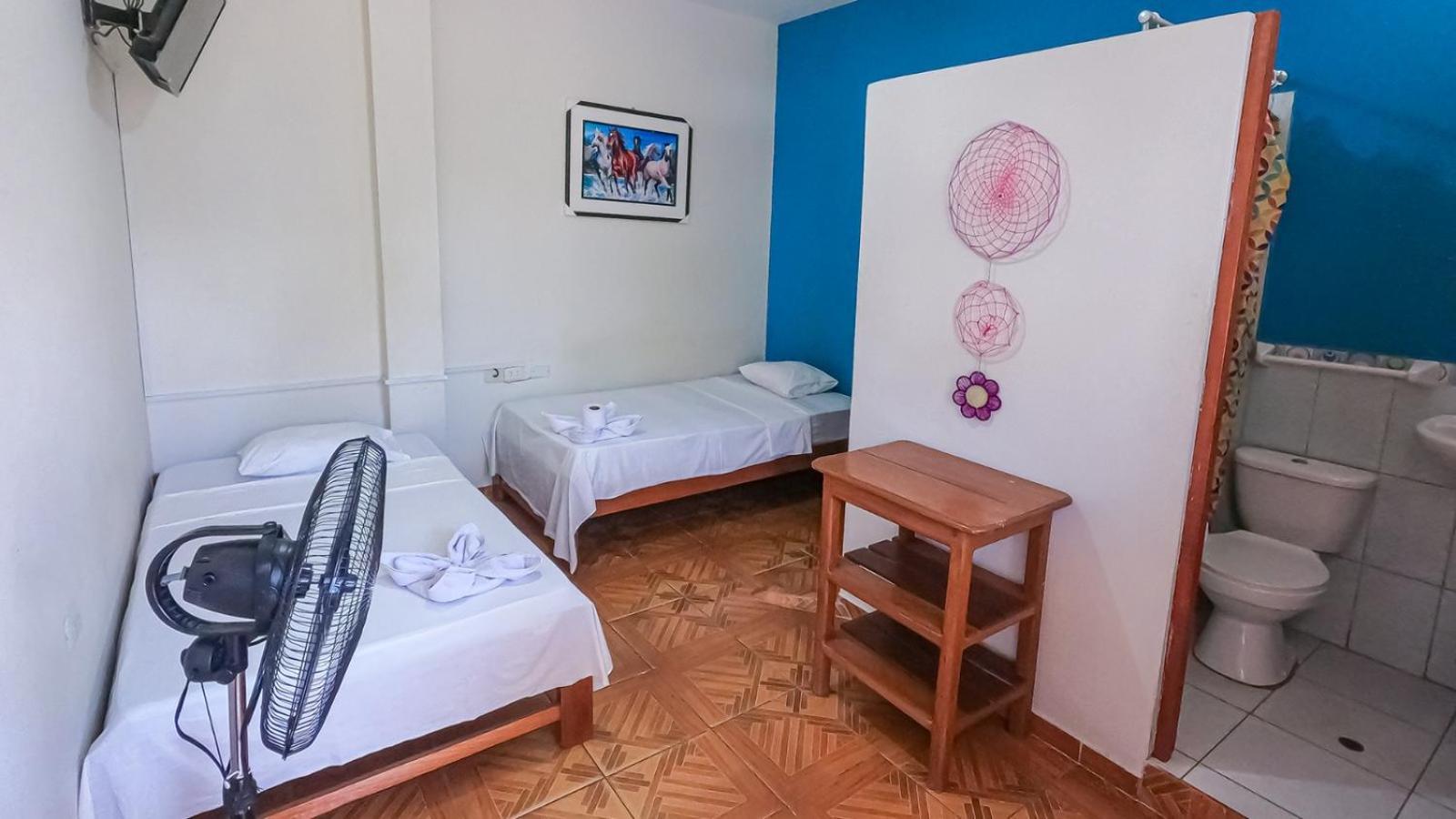 Shoffi'S House Backpackers Hotel Tarapoto Exterior photo